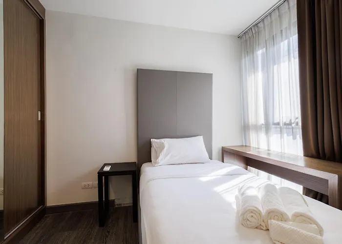 Huge Luxury Center Of Bkk! 5 Mins Bts Asok! * 曼谷