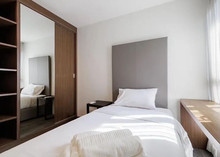 Huge Luxury Center Of Bkk! 5 Mins Bts Asok! 曼谷