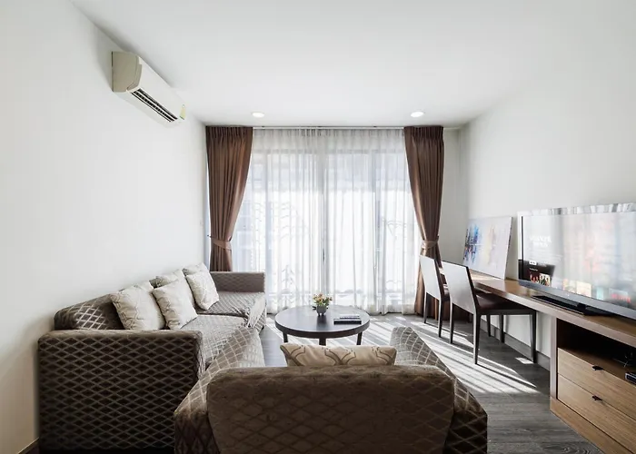 Huge Luxury Center Of Bkk! 5 Mins Bts Asok! * 曼谷