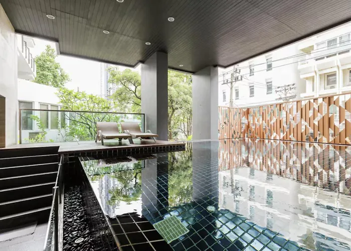 Huge Luxury Center Of Bkk! 5 Mins Bts Asok!